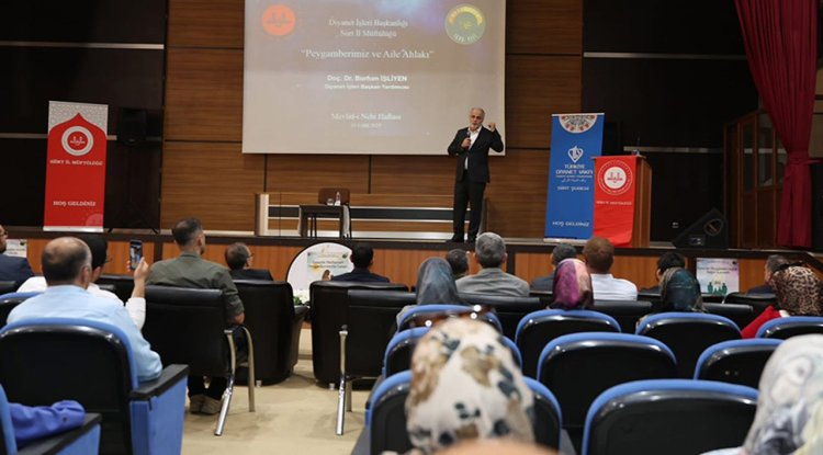 Siirt'te "Hz. Peygamber ve Aile Ahlakı" konferansı