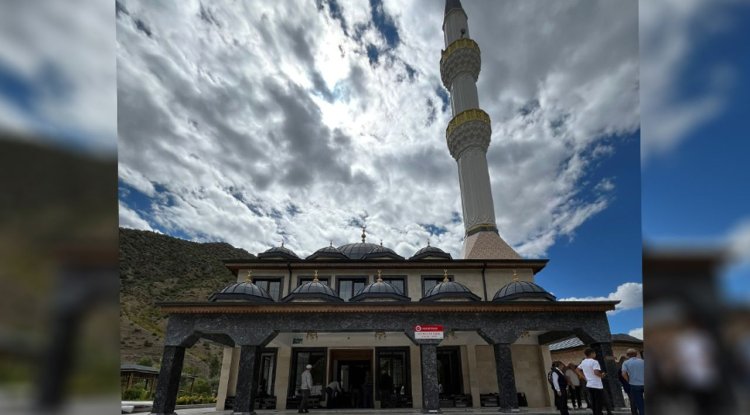 Zeytin Ali Kemal Yüksel Camii dualarla açıldı