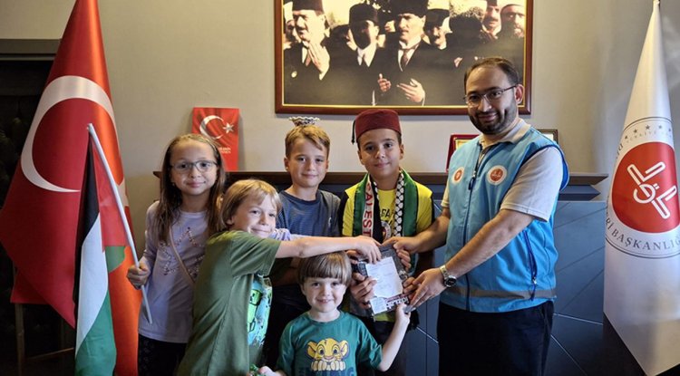 Seydikemerli minikler Filistin'e destek oldu