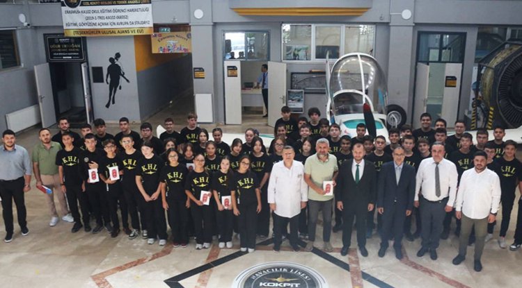 Müftü Çörekçi, geleceğin pilotlarıyla buluştu