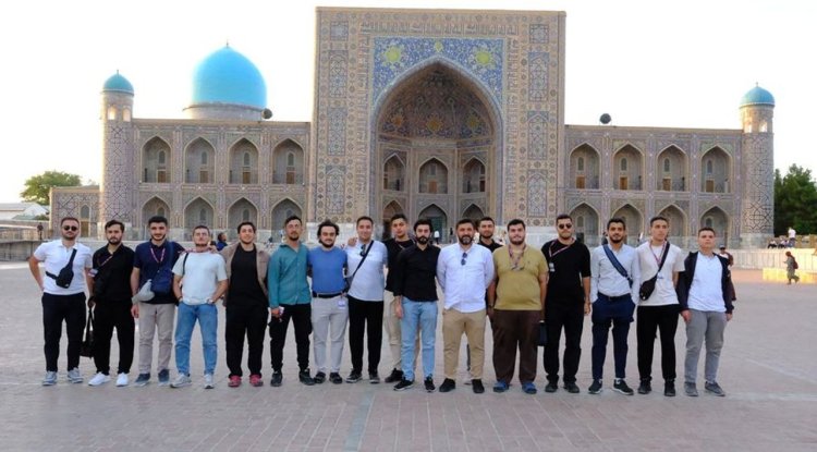 Eyüpsultanlı gençler Özbekistan'ı gezdi
