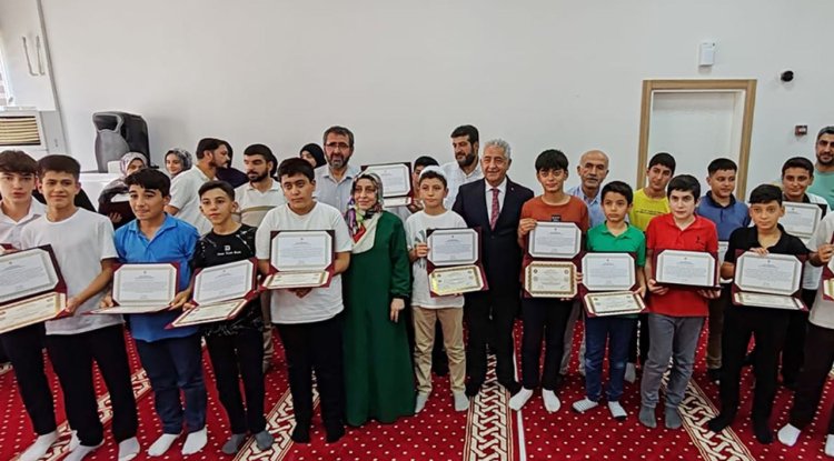 Adıyaman'da 31 hafız mezun oldu