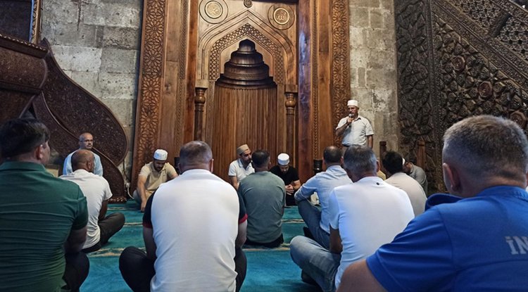 Aksaray'da hükümlüler Mevlid-i Nebi gezisinde