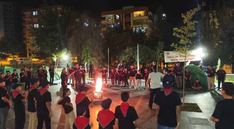 Genç İzciler ''Mevlid-i Nebi” Kampında Buluştu