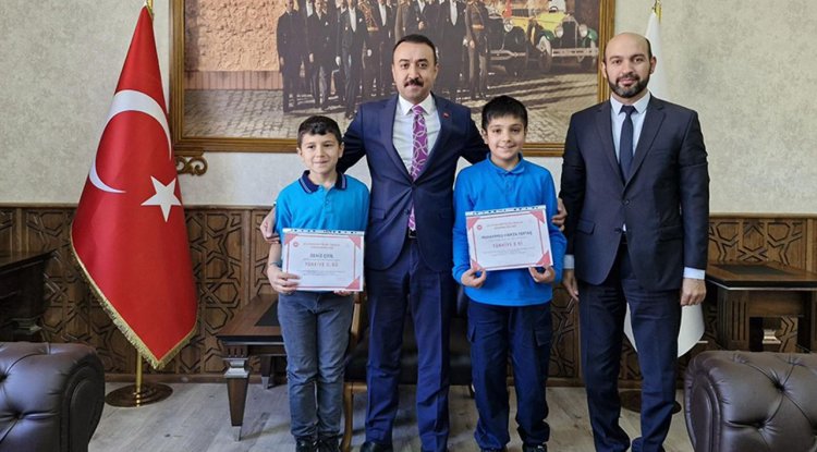 Çelikhan'da dereceye giren öğrenciler ödüllendirildi