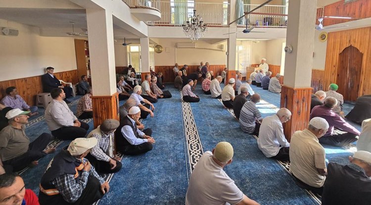 Feke'de Gazze için dua edildi