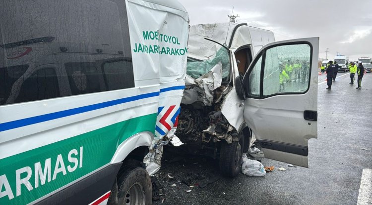 Aksaray'da trafik kazasında 2 asker şehit oldu, 1 kişi öldü