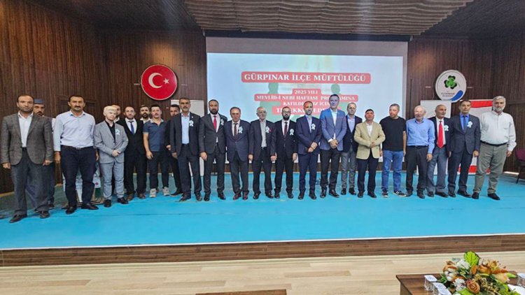 Gürpınar'da "Peygamberimiz ve Aile" konferansı