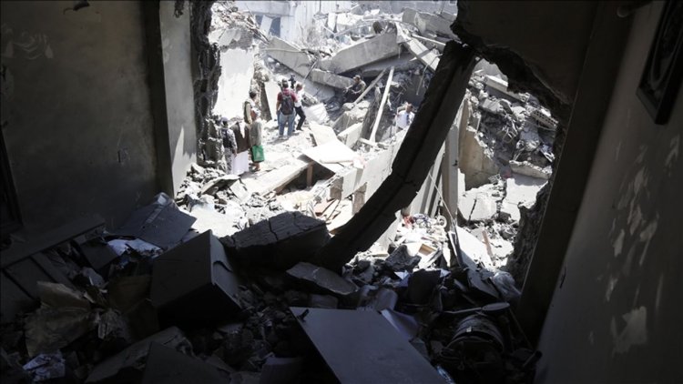 Katil İsrail, Yemen'e hava saldırısı düzenledi