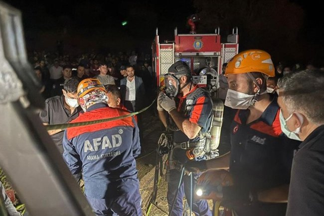 Diyarbakır'da 4 kişi, temizlemek için girdikleri su kuyusunda öldü