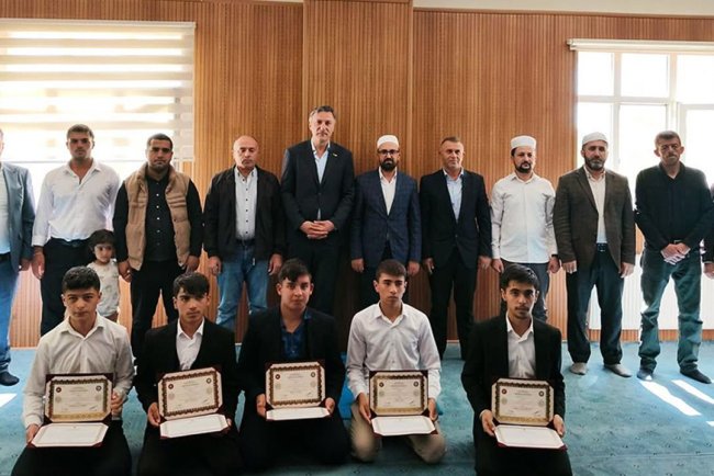 Gürpınar'da hafızlar belge aldı