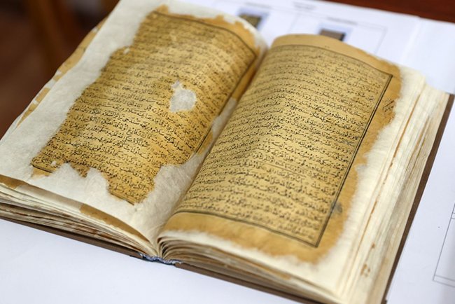 Konya'da cilt ve kağıt onarımı yapılan eserler sergilendi