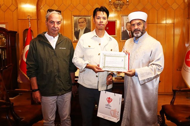 Çin asıllı Ken Shen, Konya'da Müslüman oldu