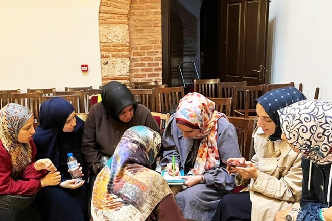 Yıldırım'da kurs öğreticilerine drama eğitimi verildi