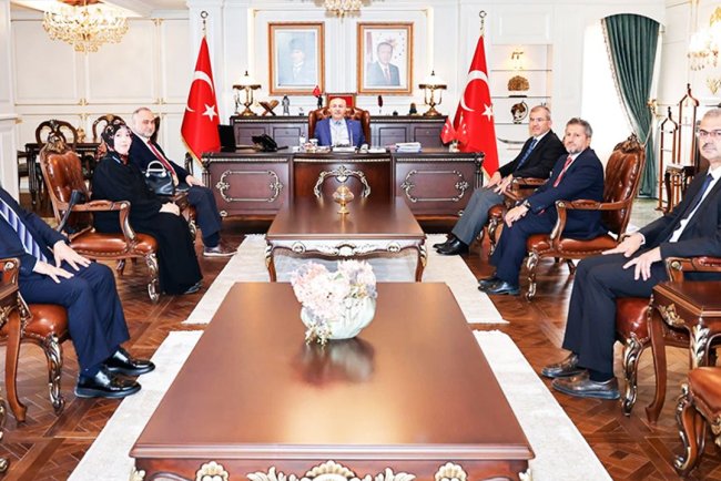 Adana Valisi Köşger, din görevlilerini kabul etti