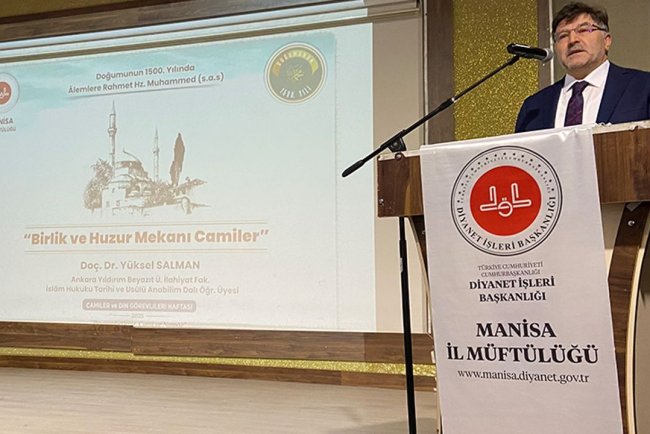 Doç. Dr. Salman: Camiler bir kimlik belgesidir