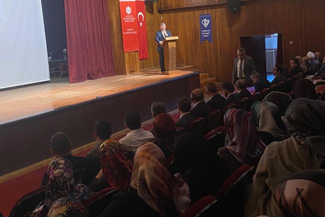 Çorum'da Mevlid-i Nebi konferansı düzenlendi