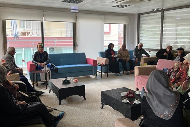 Manavgat'ta huzurevi sakinleri ziyaret edildi