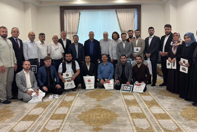 Adana'da dereceye giren din görevlileri ödüllendirildi