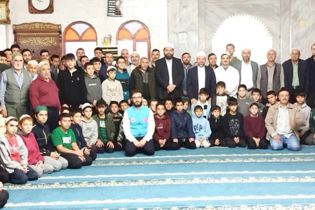 Bağlar'da cami genç buluşması