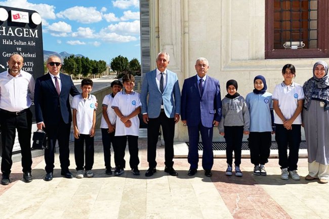 Hala Sultan İlahiyat Koleji'nden anlamlı ziyaret