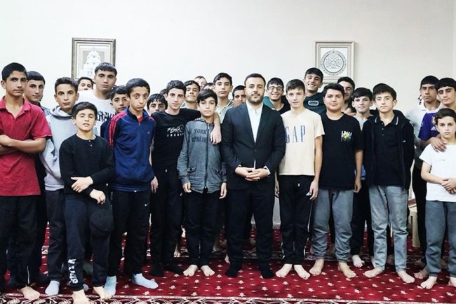 Gürpınar'da "Gençlik Fıkıh Meclisi" dersleri başladı