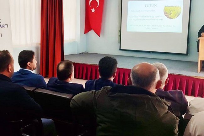 Yakakent'te din görevlilerine bağımlılık semineri