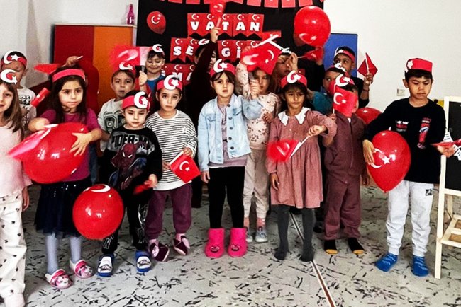 Yakakent'te minikler bayram coşkusu yaşadı