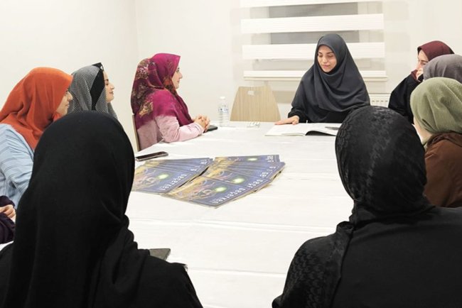 Bağlar'da gençler "Geçerken" buluştu