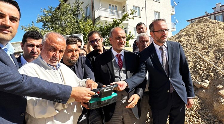 Malatya Buhara Camii'nin temeli dualarla atıldı