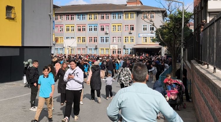 Marmara Denizi'nde 5 büyüklüğünde deprem