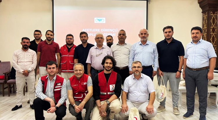 Adana'da "Toplum Liderlerinin Teşkilatlandırılması" projesi