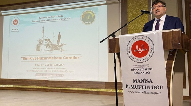 Doç. Dr. Salman: Camiler bir kimlik belgesidir