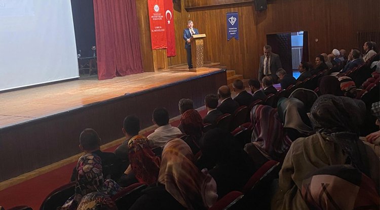 Çorum'da Mevlid-i Nebi konferansı düzenlendi