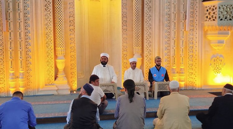 Bağlar'da vefat eden din görevlileri anıldı