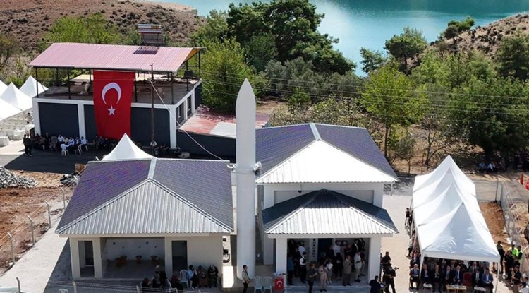 Aladağ'da İbrahim Yılmaz Camii dualarla açıldı