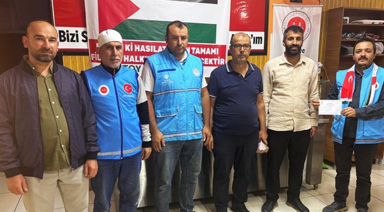 Bahçe esnafı günlük gelirini Gazze'ye bağışladı