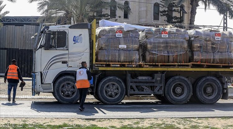 AFAD ve Türk Kızılay'dan insani yardım açıklaması