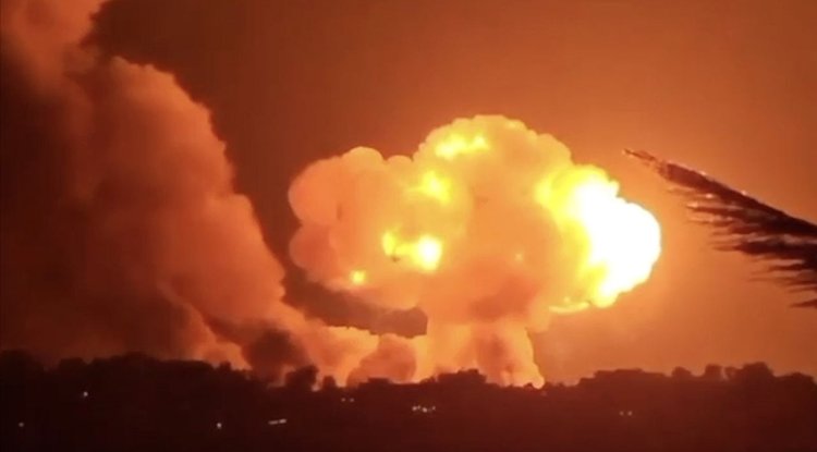 İşgalciler, Lübnan'ın güneyinde ve doğusunda 10'dan fazla hava saldırısı düzenledi