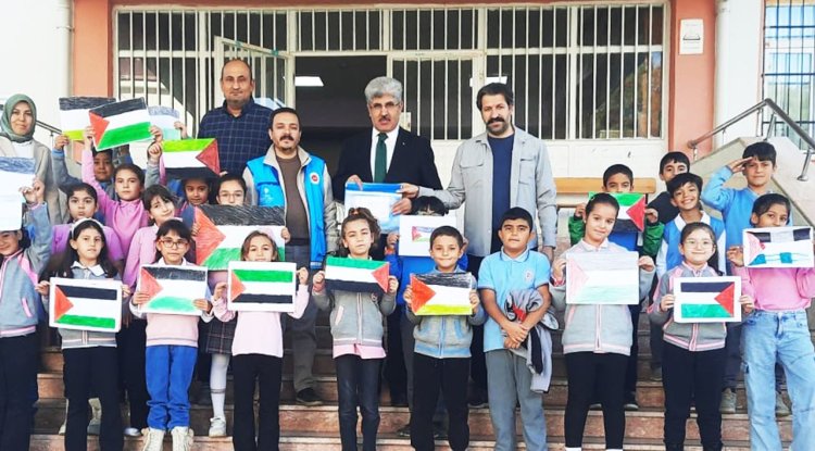 Bahçe'de minik eller, Filistin için birleşti