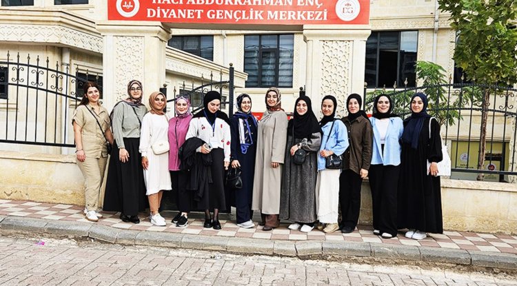 Bağlar'da gençler çocuk gönüllerle buluştu