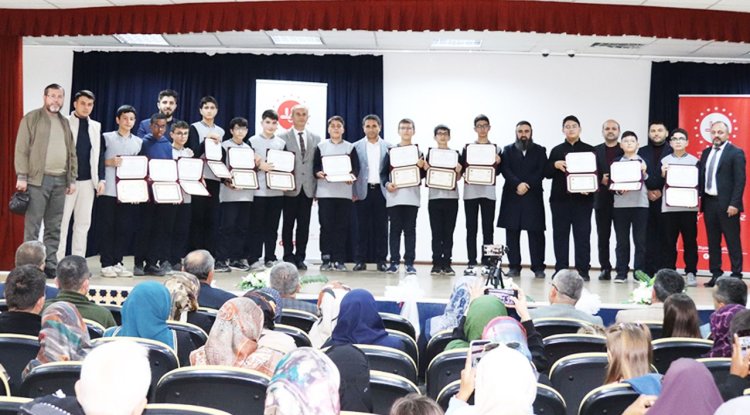 Çankırı'da hafızlar belgelerine kavuştu