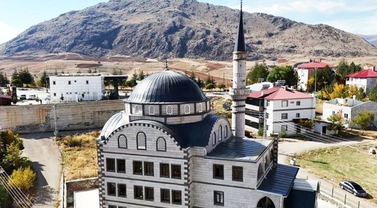 Tufanbeyli Fatih Sultan Mehmet Camii ve 4-6 Yaş Kur’an Kursu açıldı