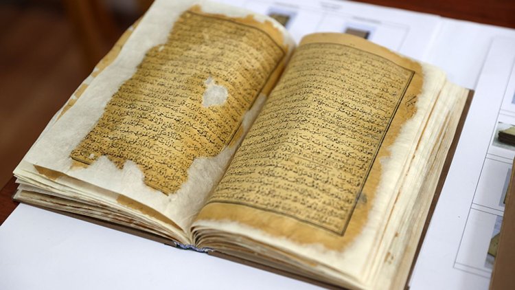 Konya'da cilt ve kağıt onarımı yapılan eserler sergilendi