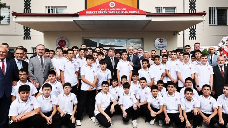 Amasya Merkez Kur’an Kursu dualarla çıldı