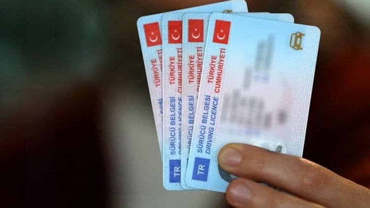 İçişleri Bakanı Yerlikaya'dan eski sürücü belgesini yenileme tarihine ilişkin hatırlatma