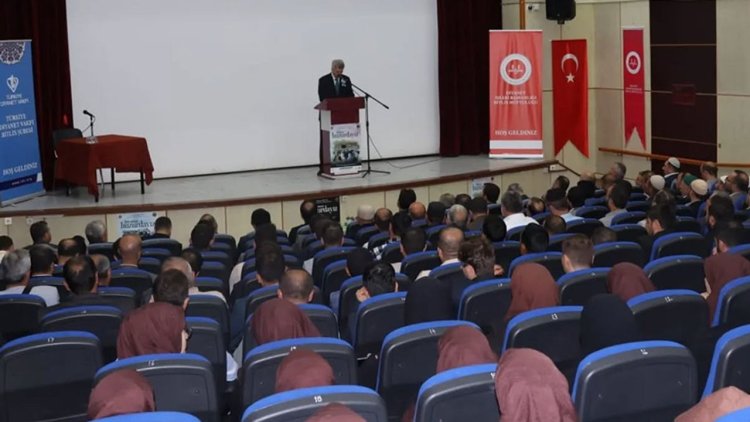 Doç. Dr. Koçak: Camiler manevi yönden de ihya edilmeli