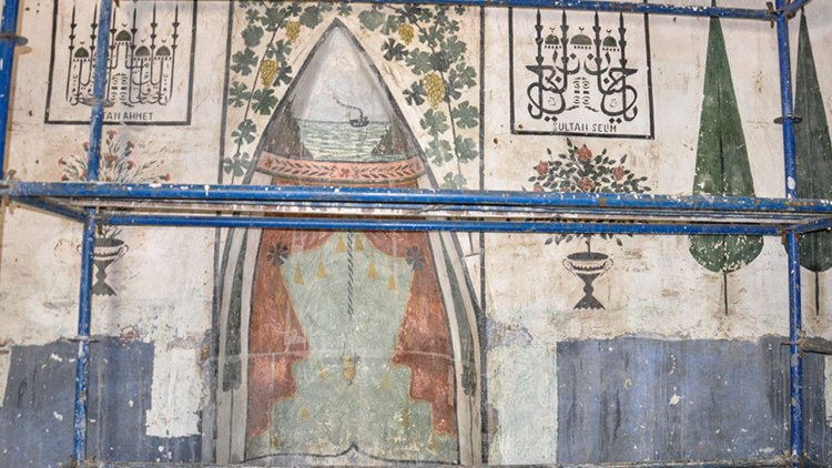 İzmir Lübbey'deki tarihi cami onarılıyor