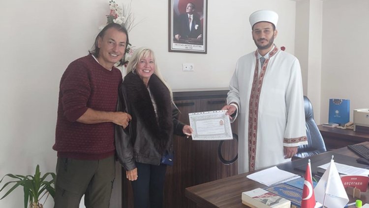 Amerikan kadın Hemşin'de Müslüman oldu
