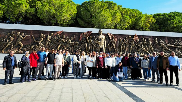 Menderes Diyanet gençlik tarihe yolculuk yaptı